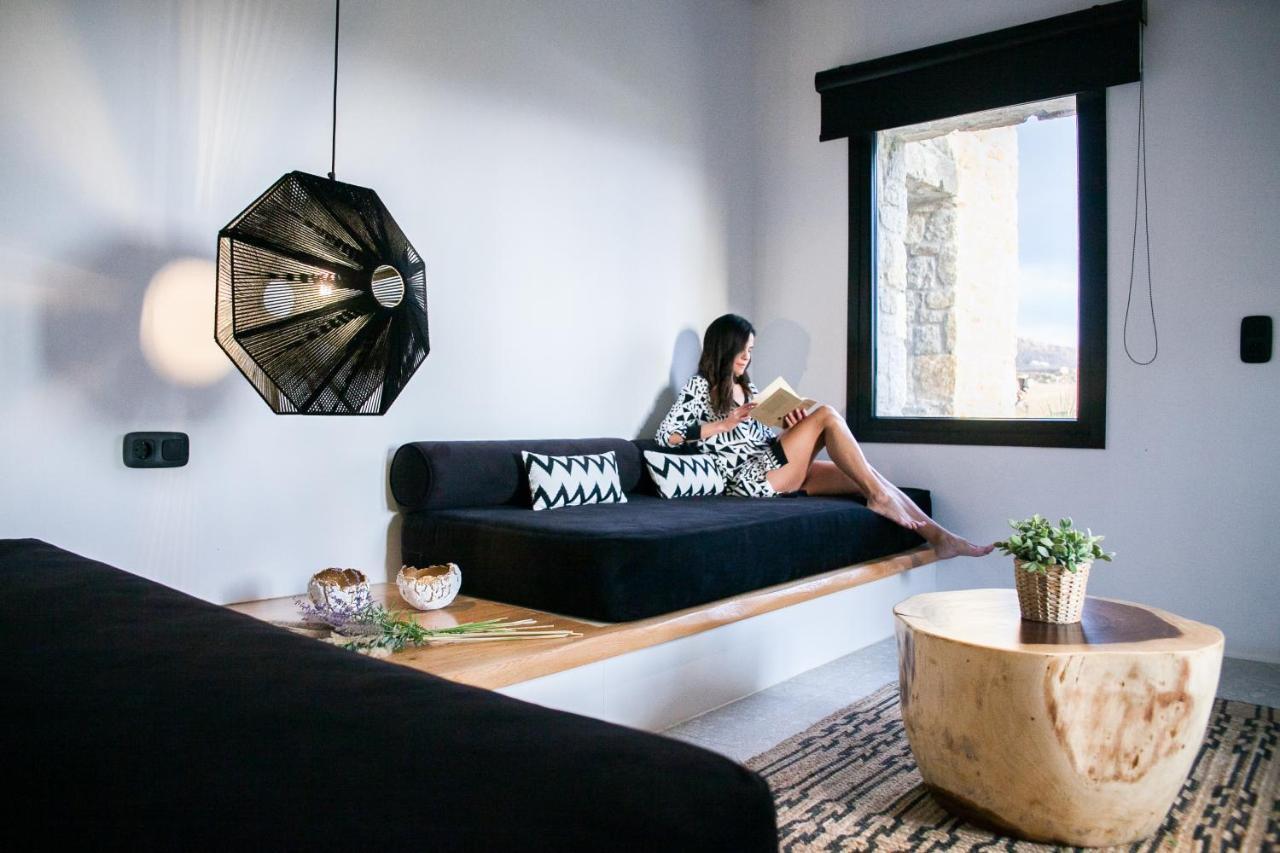 Agrari Bo Suites By Mykonos Rocks المظهر الخارجي الصورة